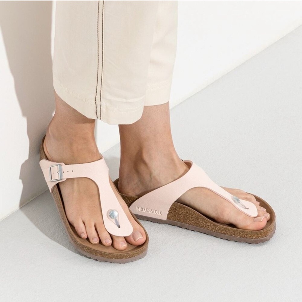 Birkenstock Gizeh Vegan Birko-Flor NWT Size 39 (8-8.5) Light Rose Sandals